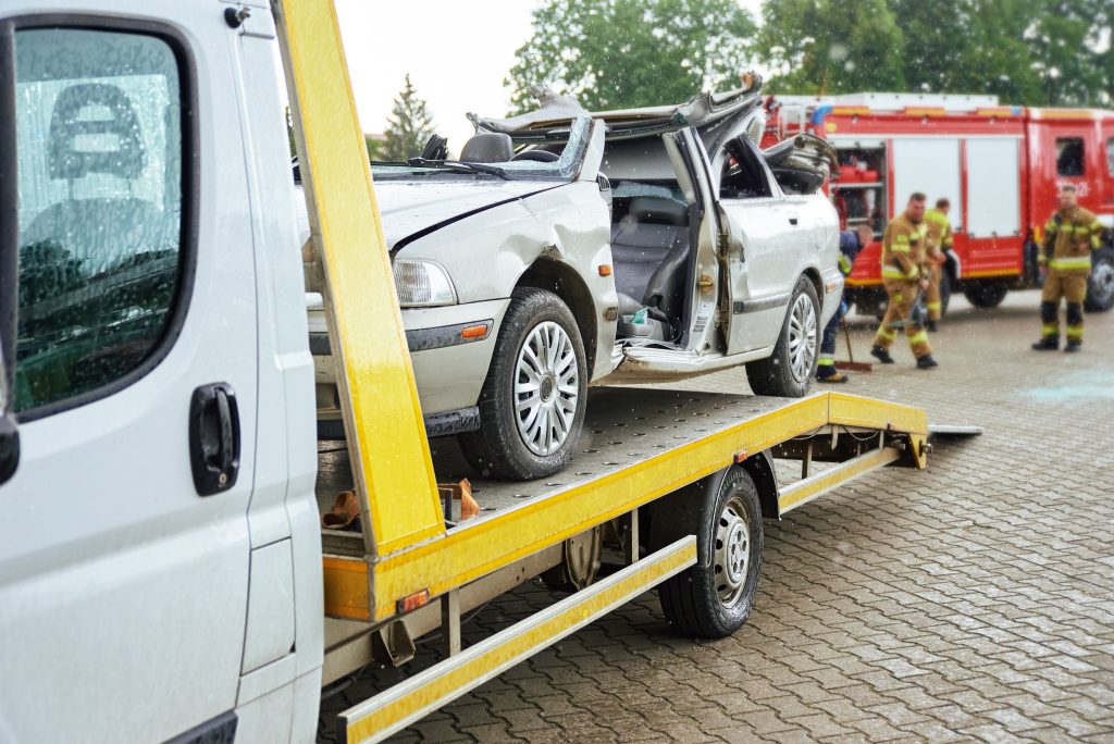 Accident Recovery Essex | Crash Towing & Transport